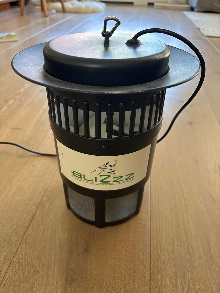 Blizzz insectenval - effectieve ongediertebestrijding, Tuin en Terras, Bestrijdingsmiddelen, Ophalen of Verzenden, Gebruikt, Ongediertebestrijding