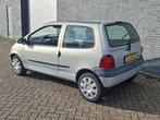 Renault Twingo 1.2 Privilège Airco APK 03-2027 ✅, Auto's, Twingo, 4 cilinders, Origineel Nederlands, Bedrijf