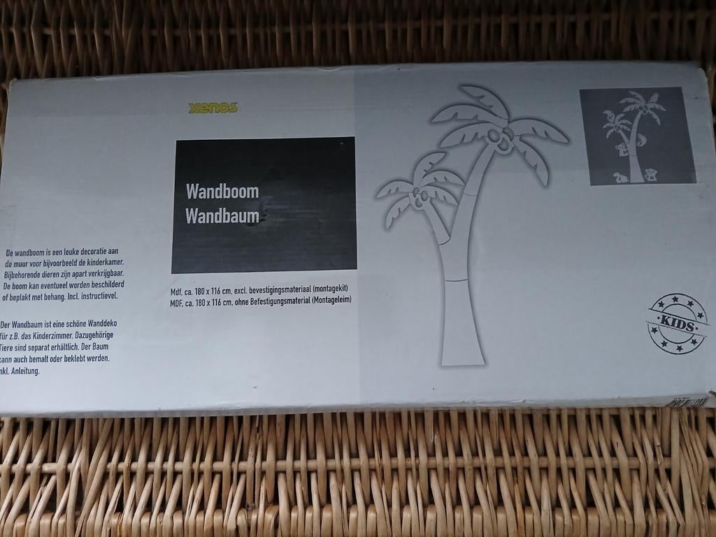 Nieuwe houten wandboom voor kinderkamer, Ophalen, Nieuw