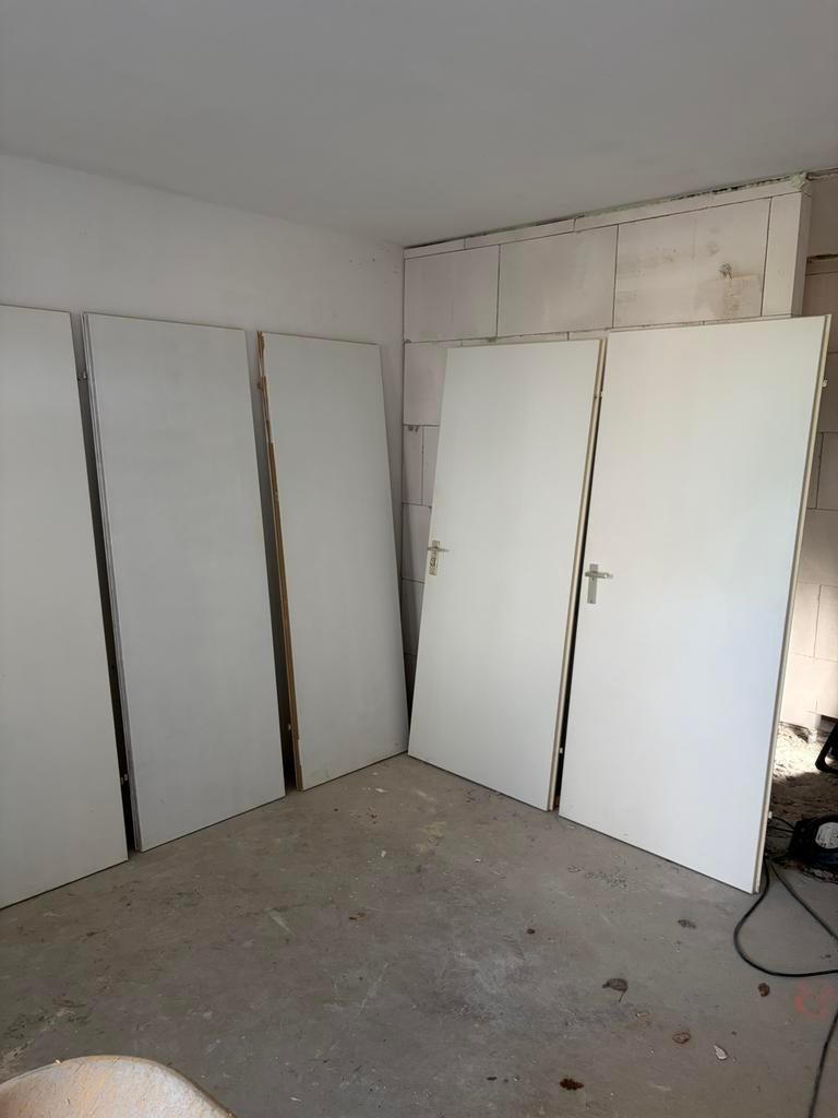 Deuren, 8 stuks voor 50,-, Doe-het-zelf en Verbouw, Deuren en Horren, Ophalen, Zo goed als nieuw