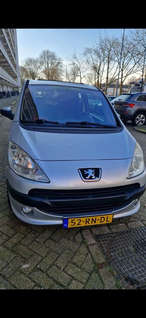 Peugeot 1007 automaat 2005, Stof, Particulier, Hatchback, Te koop