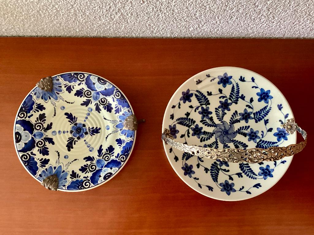 2 mooie Delftsblauwe presenteerschalen 1x hengsel/1x pootjes, Antiek en Kunst, Ophalen of Verzenden