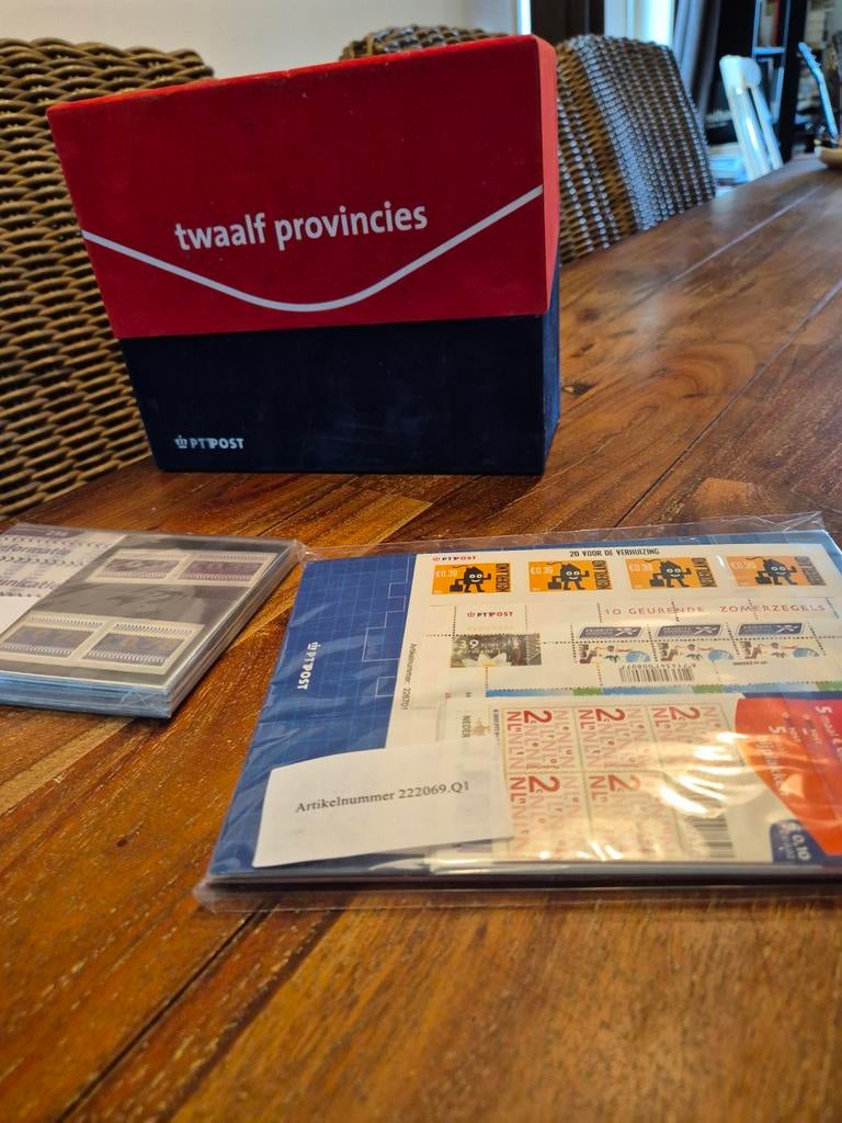 Postzegelbox 12 Provinciën PTT, Ophalen