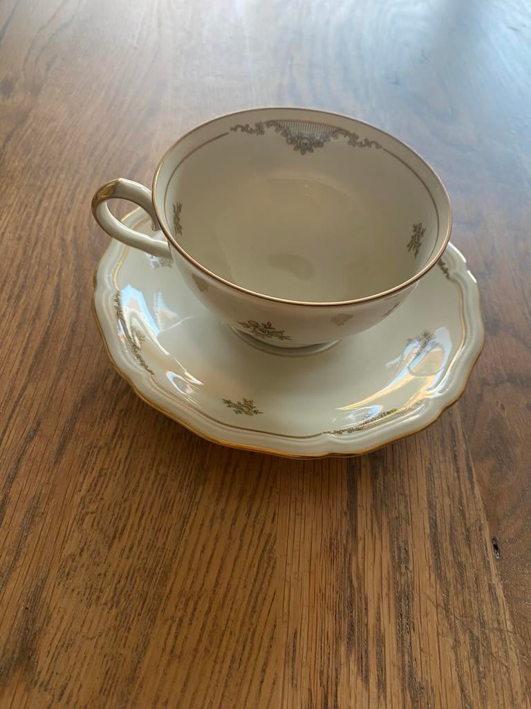 Heel fijn porseleinen kop en schotel 3 stuks, Ophalen of Verzenden