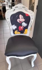 Leuke barok stoel opnieuw gestoffeerd mickey mouse, Huis en Inrichting, Stoelen, Ophalen of Verzenden, Zo goed als nieuw, Eén