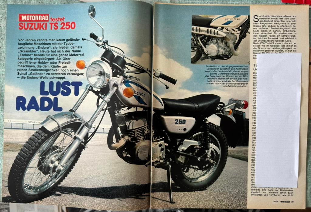 Test en poster 1975 Suzuki TS250, Verzenden, Zo goed als nieuw, Motoren