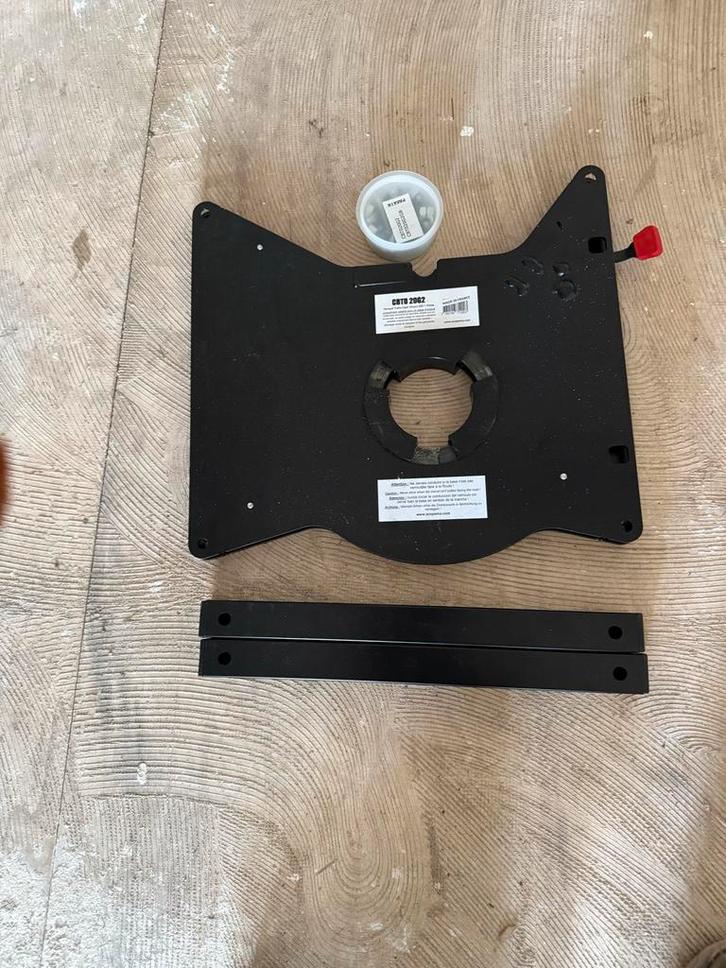 Draaibaar onderstel voor stoel Renault trafic, Caravans en Kamperen, Camper-accessoires, Nieuw, Ophalen of Verzenden