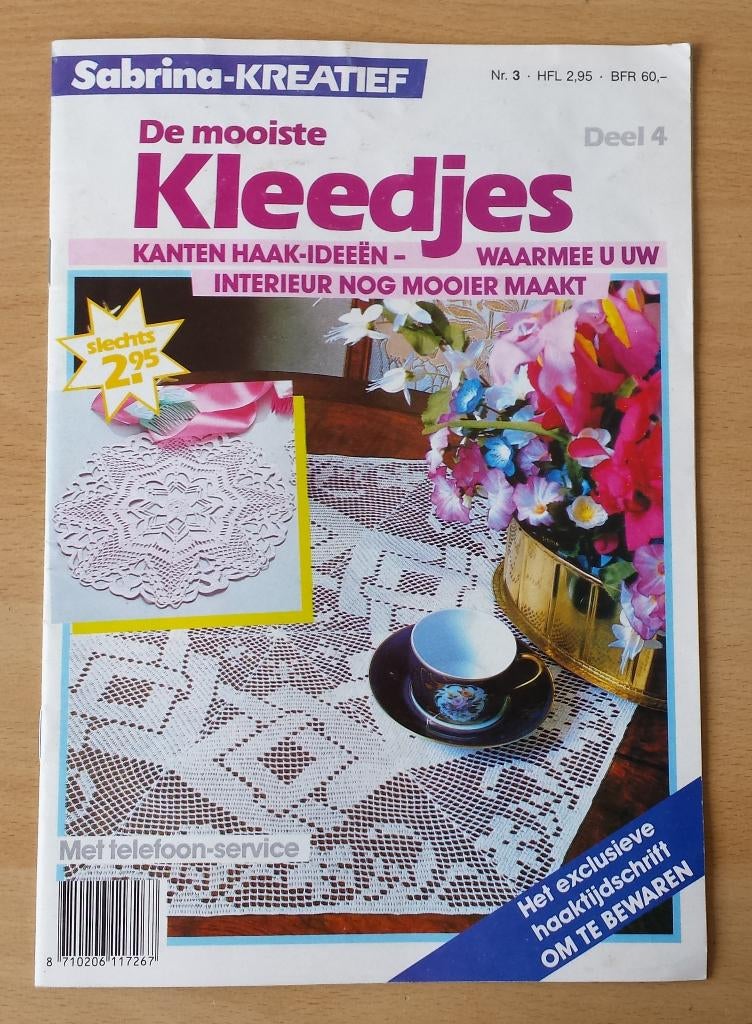Haken - De Mooiste Kleedjes - Sabrina nr.3 - 1989, Gebruikt, Ophalen of Verzenden, Sabrina, Patroon of Boek