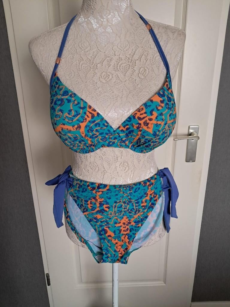 bikini tweka Maat : 85 C Kleur : groen blauw Oranje, Overige kleuren, Ophalen of Verzenden, Zo goed als nieuw, Bikini