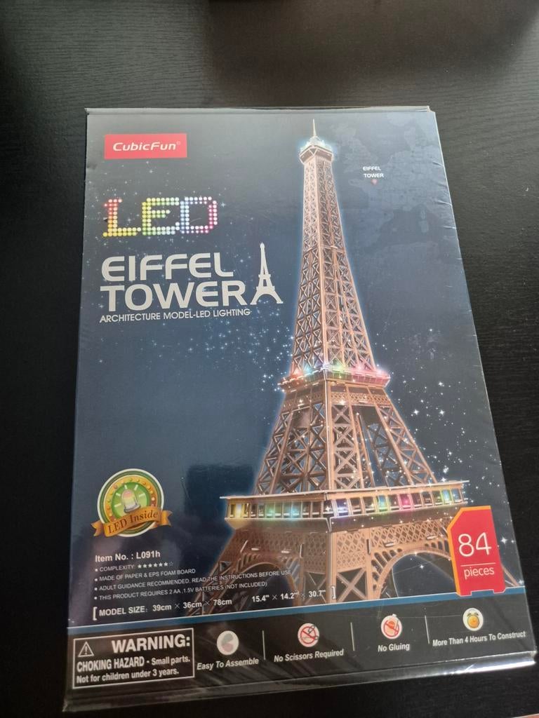 Leo eiffel tower, Ophalen of Verzenden, Minder dan 500 stukjes, Zo goed als nieuw, Rubik's of 3D-puzzel