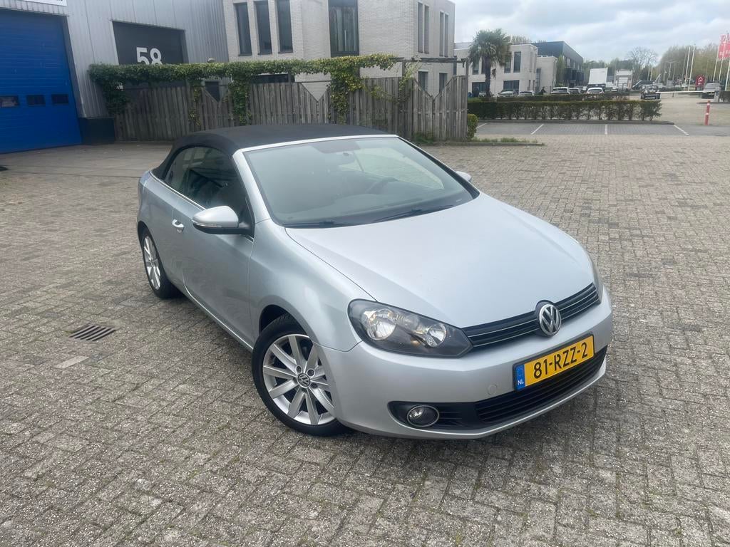 Volkswagen Golf 1.2 TSI 77KW BMT Cabrio 2011 Grijs CARPLAY, Auto's, Voorwielaandrijving, Euro 5, Stof, 1321 kg