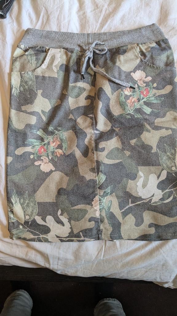 Stoer rokje - legerprint - L-star, Kleding | Dames, Rokken, Zo goed als nieuw, Maat 38/40 (M), Groen, Knielengte, Verzenden