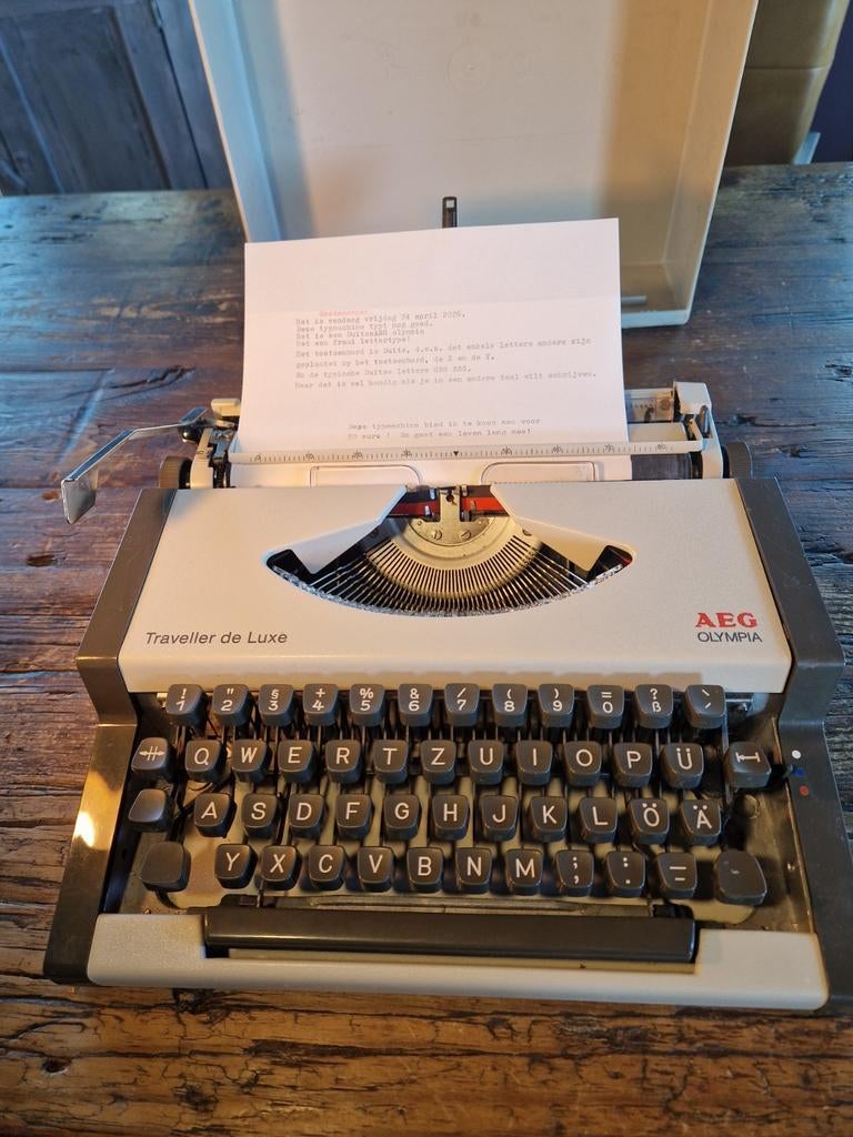 Typmachine AEG Olympia in goede staat., Diversen, Ophalen of Verzenden, Gebruikt