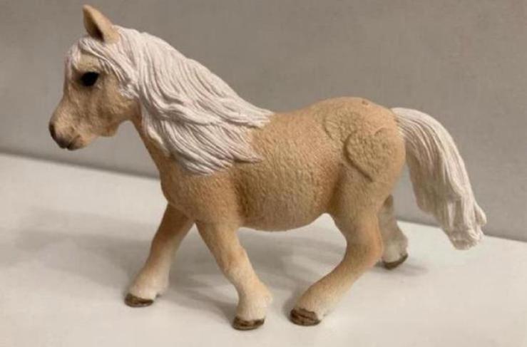 Schleich Exclusive Shetlander met Hart ~ Horse Club 42484, Ophalen of Verzenden, Zo goed als nieuw, Paard, Beeldje of Figuurtje