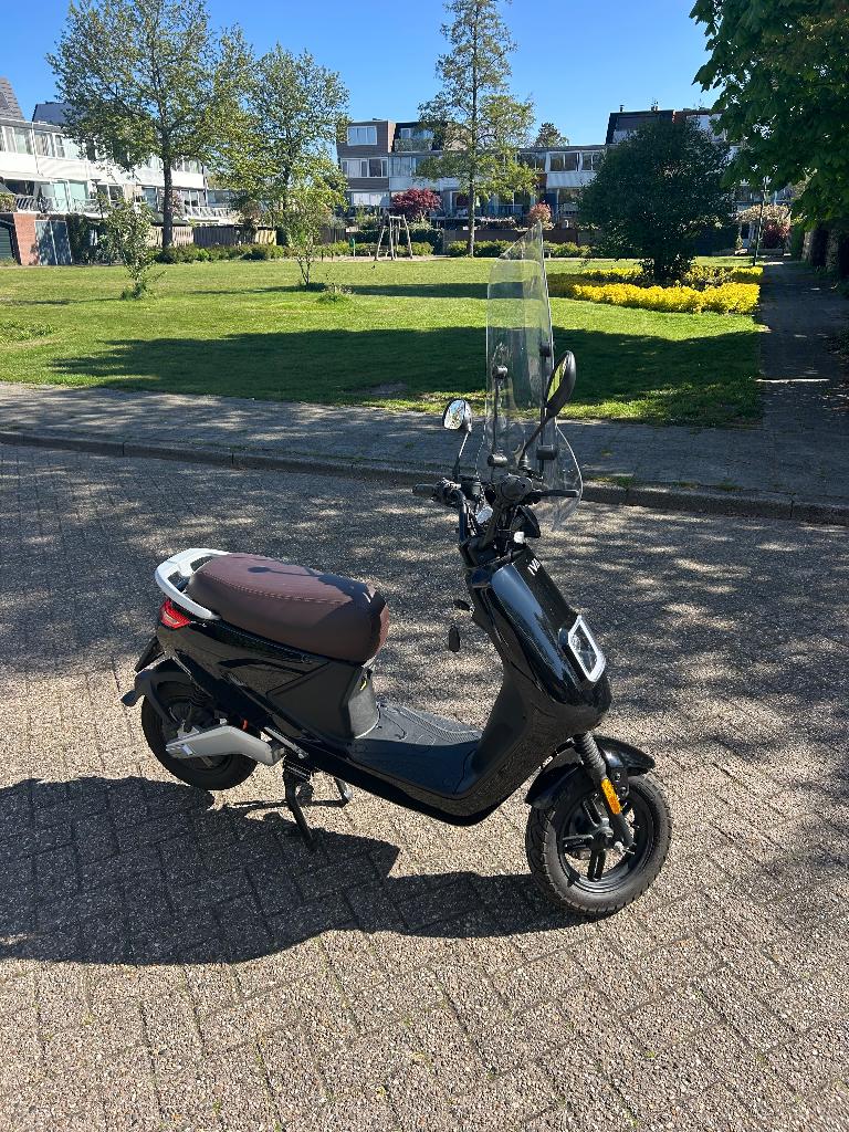 IVA E-GO S4 Elektrische Scooter Zwart, Maximaal 45 km/u, Elektrisch, Zo goed als nieuw, Ophalen