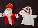 Handpoppen Sinterklaas en paard, Ophalen