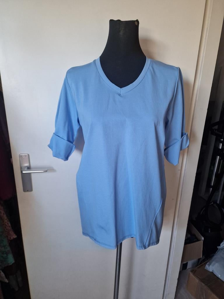 Dames top one size m, Kleding | Dames, Tops, Ophalen of Verzenden, Zo goed als nieuw, Maat 38/40 (M), Zonder mouw