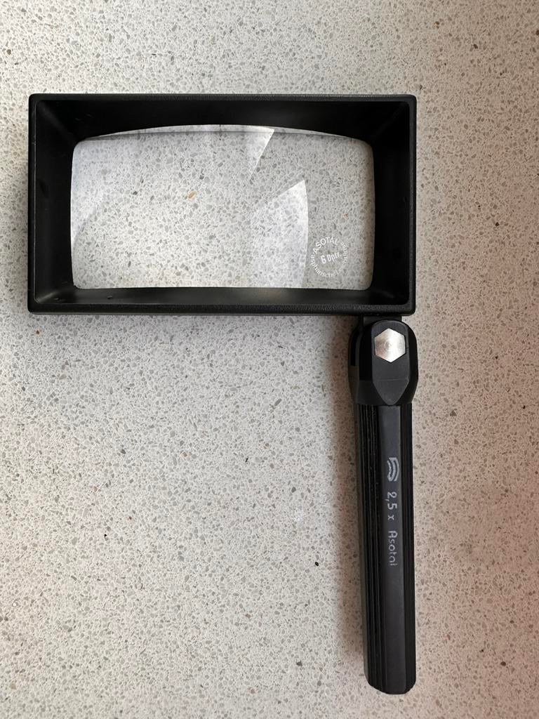 Vergrootglas loep handzaam 2,5 x asotal 6 optr., Ophalen of Verzenden, Zo goed als nieuw, Vergrootglas of Loep