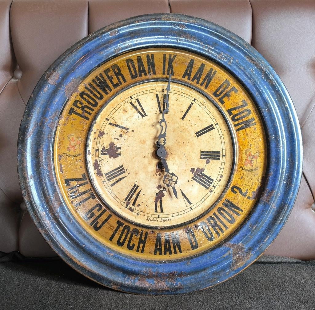 Vintage Orion klok met spreuk - "Trouwer dan ik aan de zon", Ophalen of Verzenden