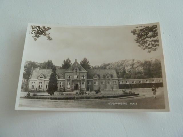 Vaals circa 1950 Jeugdherberg, Verzamelen, Ansichtkaarten | Nederland, Ophalen of Verzenden, 1940 tot 1960, Ongelopen, Limburg