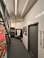 Sandwichpanelen met deur - Altijd binnen gestaan, Ophalen, Overige typen, Zo goed als nieuw, Metaal