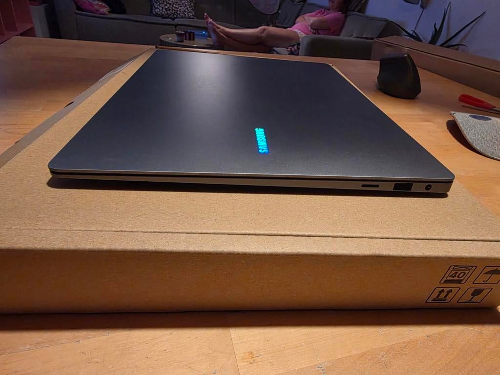 Samsung Galaxy Book 5 Pro 16 inch 512GB, Computers en Software, Windows Laptops, Zo goed als nieuw, 16 inch, SSD, 16 GB, Met touchscreen