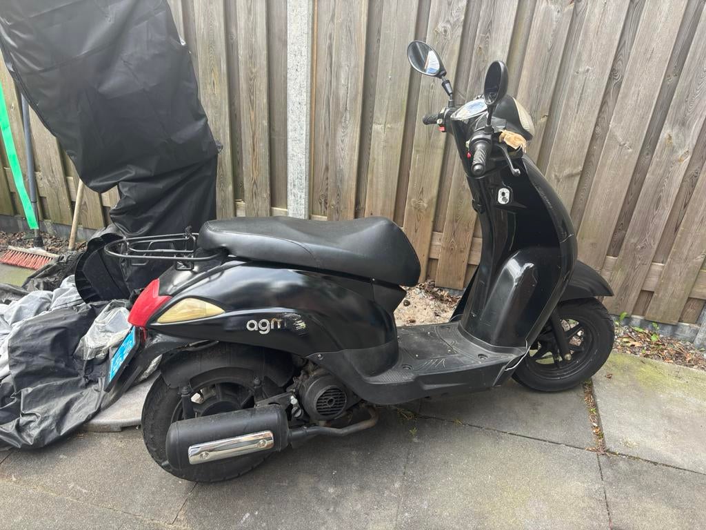 Scooter AGM, Ophalen of Verzenden, Zo goed als nieuw, Benzine, Overige merken