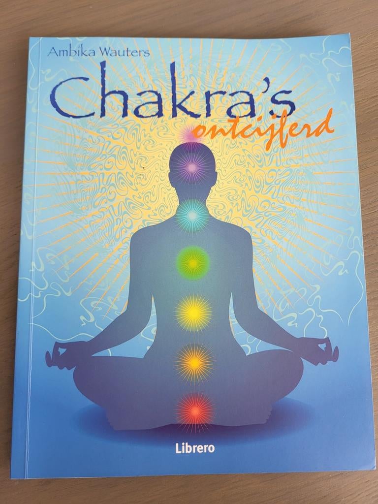 Chakra's ontcijferd - Ambika Wauters, Boeken, Ophalen of Verzenden