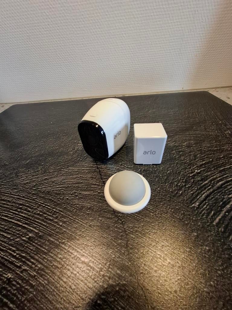 Arlo pro camera, Ophalen of Verzenden, Zo goed als nieuw, Overige Merken, Geen optische zoom