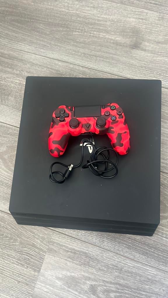 PS4 pro 1TB opslagruimte, Ophalen, Overige genres, 1 speler, Zo goed als nieuw