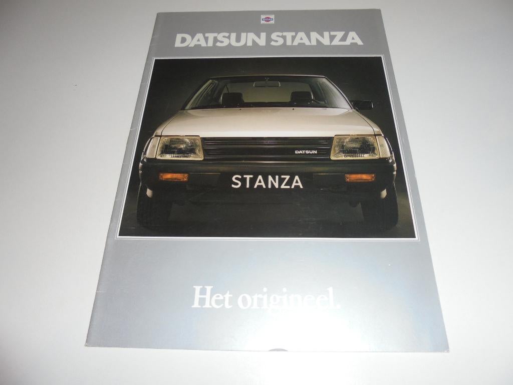 brochure Datsun Stanza  1982, Ophalen of Verzenden, Gelezen, Overige merken