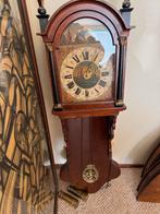 Antieke Friese Staartklok met Maanstand en Scheepsmotief, Ophalen