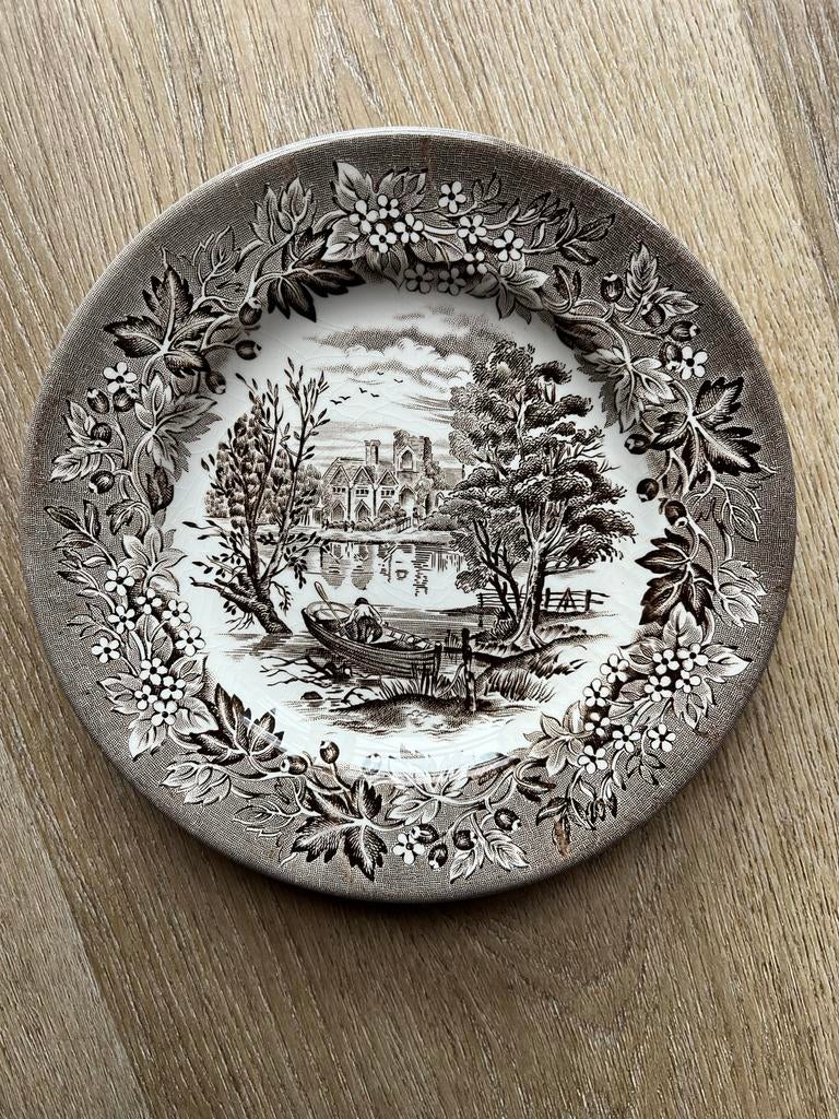 Gebaksbordjes 17 - Vintage Castles Ironstone Tableware, Gebruikt, Ophalen of Verzenden, Bord(en), Overige stijlen