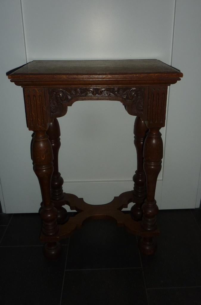 Oud wand tafeltje., Ophalen, Gebruikt, 50 tot 100 cm, 25 tot 50 cm