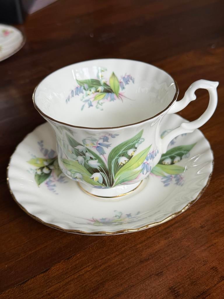 Royal Albert Summertime Series Lelietje-van-dalen kop en sch, Ophalen of Verzenden