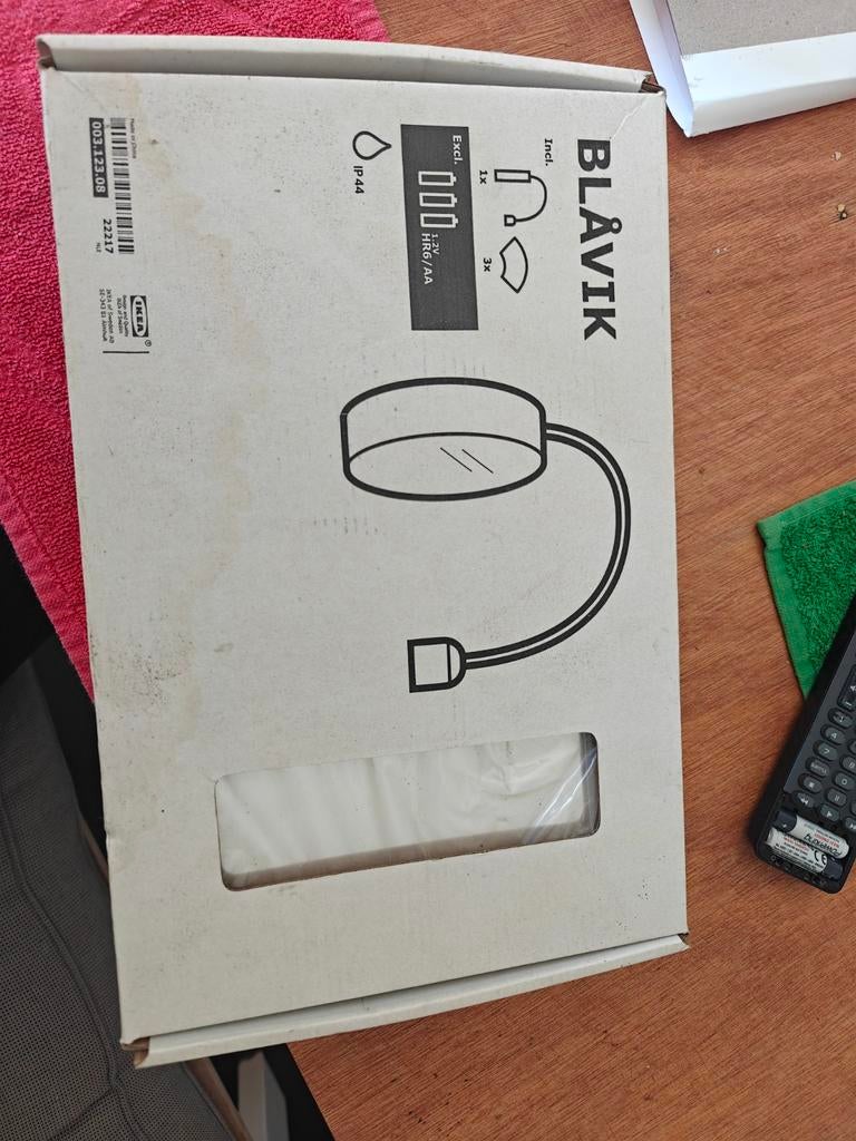 IKEA BLÅVIK lamp met spiegel - Nieuw in doos, Ophalen of Verzenden