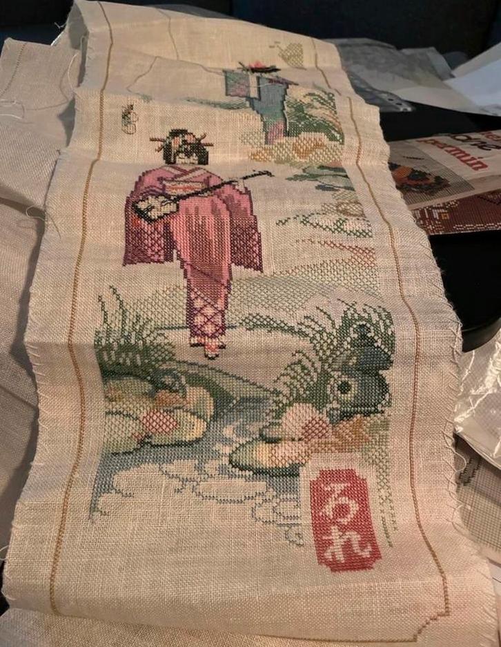 Schellekoord borduurpakket, deel al geborduurd, Hobby en Vrije tijd, Borduren en Borduurmachines, Gebruikt, Borduurpakket, Handborduren