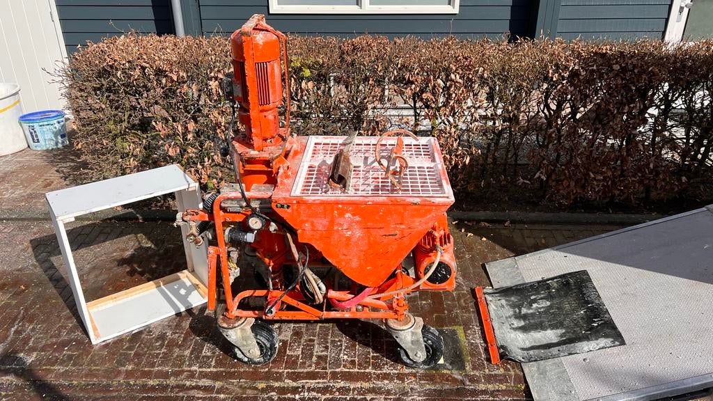 Aanhanger compleet, Gipsspuit G4 + extra’s + Steiger, Stucwerk