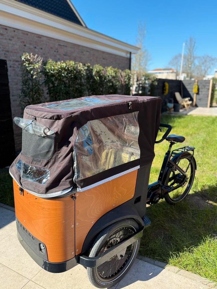 Bakfiets Cangoo Buckle Up - Zo goed als nieuw, Fietsen en Brommers, Fietsen | Bakfietsen, Zo goed als nieuw, Overige merken, 2 kinderen
