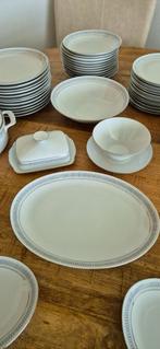Jaren 60 Eschenbach servies wit met grijs zilver streepje, Ophalen, Gebruikt, Overige stijlen, Porselein