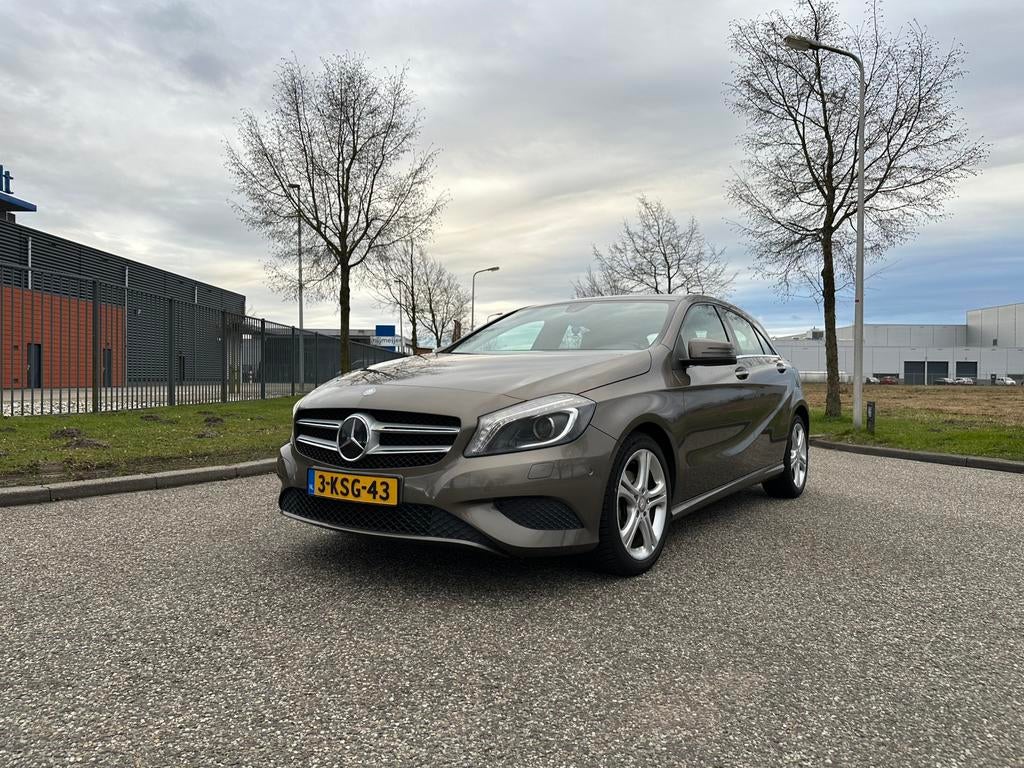 Mercedes-Benz A-Klasse A180cdi 1.8 Blue Eff. Aut7 2013 Grijs, Auto's, Euro 5, Zwart, 4 cilinders, 23 km/l