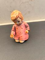 Vintage Hummel beeldje: Meisje met bloemen, Ophalen of Verzenden, Zo goed als nieuw, Hummel