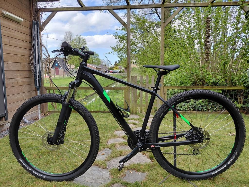 Z.G.A.N! PUNTGAVE MOUNTAINBIKE CUBE 29 INCH BANDENMAAT, Versnellingen, Zo goed als nieuw, Cube, Ophalen