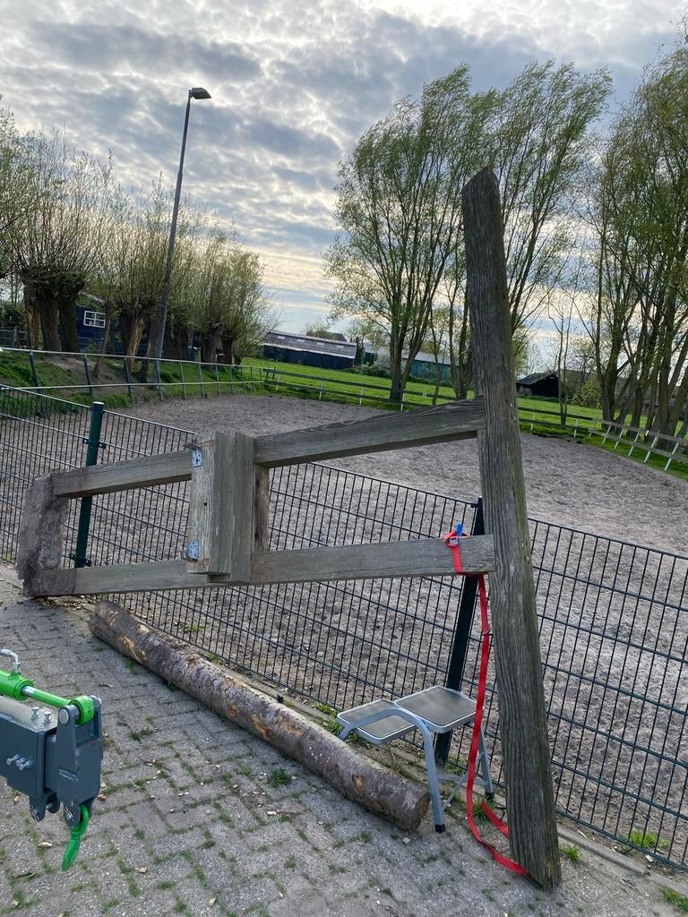 Frame voor 2 schommels en glijbaan, Ophalen, Gebruikt, Glijbaan