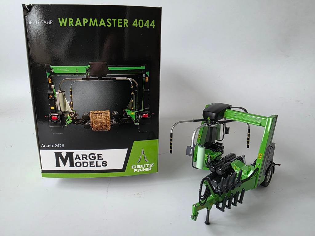 DEUTZ-FAHR WRAPMASTER 4044 1:32, Ophalen of Verzenden