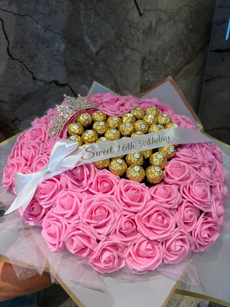 Ferrero bloemboeket - luxe cadeau chocola met rozen, Hobby en Vrije tijd, Feestartikelen, Ophalen, Nieuw