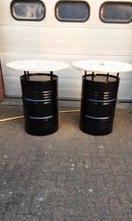 Statafels van een olievat, Ophalen