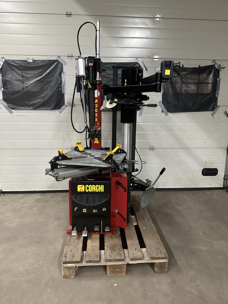 Corghi leverless banden demonteer machine / banden apparaat, Niet ingevuld, Niet ingevuld, Ophalen of Verzenden, Zo goed als nieuw