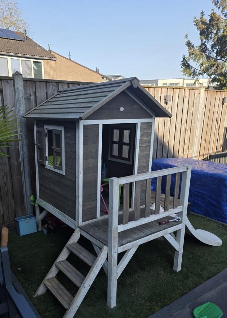 Houten Speelhuis AXI met glijbaan en trap, Kinderen en Baby's, Speelgoed | Buiten | Speelhuisjes, Ophalen, Gebruikt, Hout