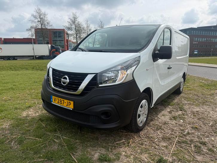 Renault Trafic/Nissan Nv300 1.6 dCi L1H1 2017 EURO 6, Auto's, Bestelauto's, Bedrijf, Te koop, ABS, Airbags, Airconditioning, Bluetooth